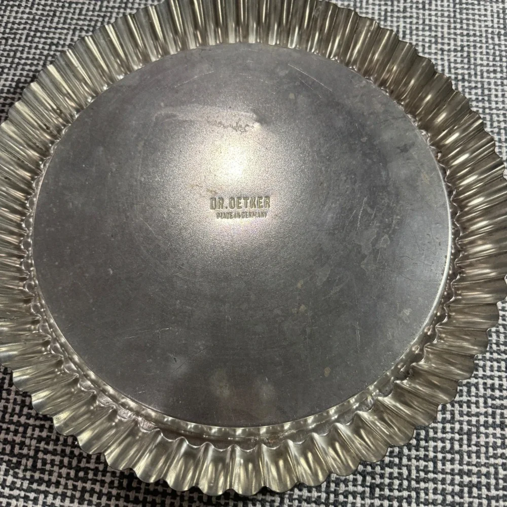 Dr. Oetker Made in Germany Vintage 11 Inch Fluted Tart Quiche Pan Silver Metal